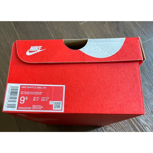 Nike empty shoe box - Picture 2 of 3